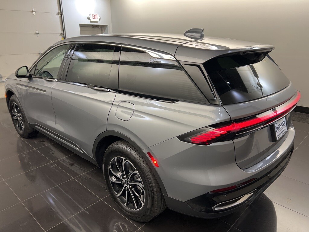 2025 Lincoln Nautilus Premiere photo 4