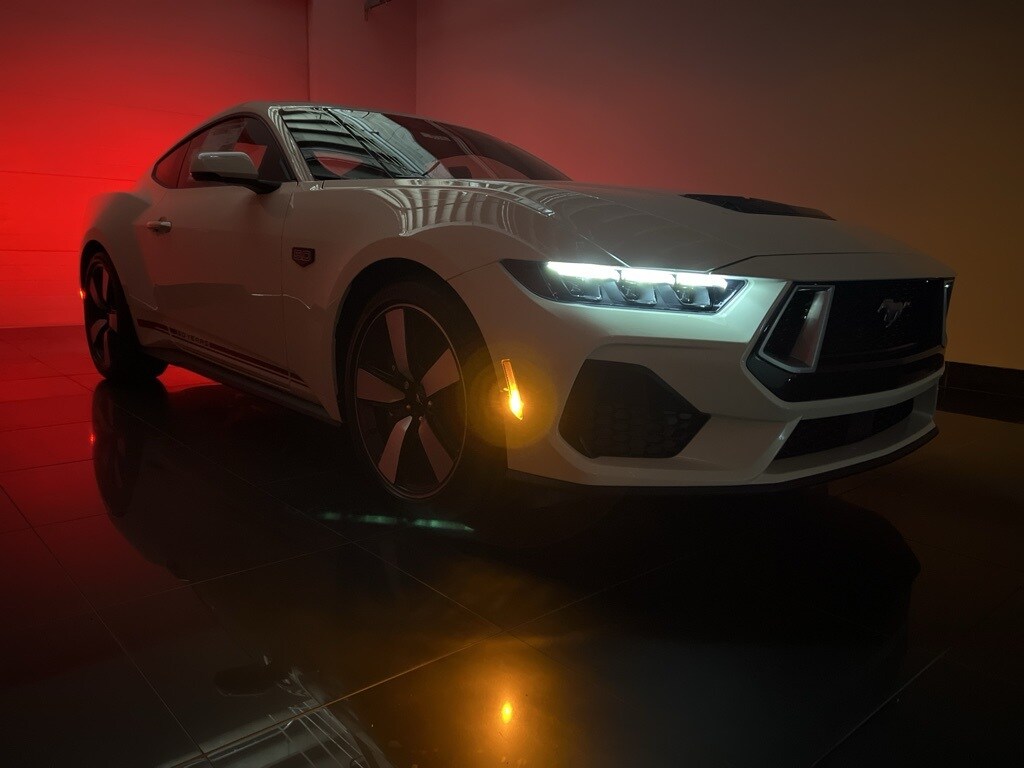 2025 Ford Mustang GT Premium photo 2