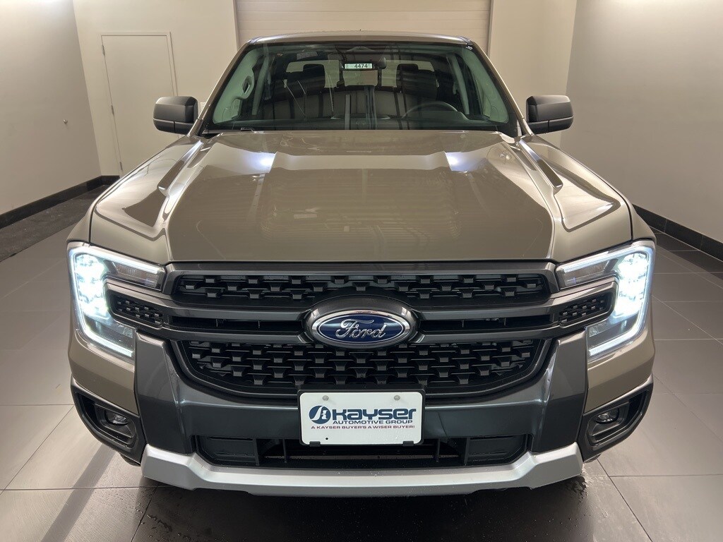 2025 Ford Ranger XLT photo 2