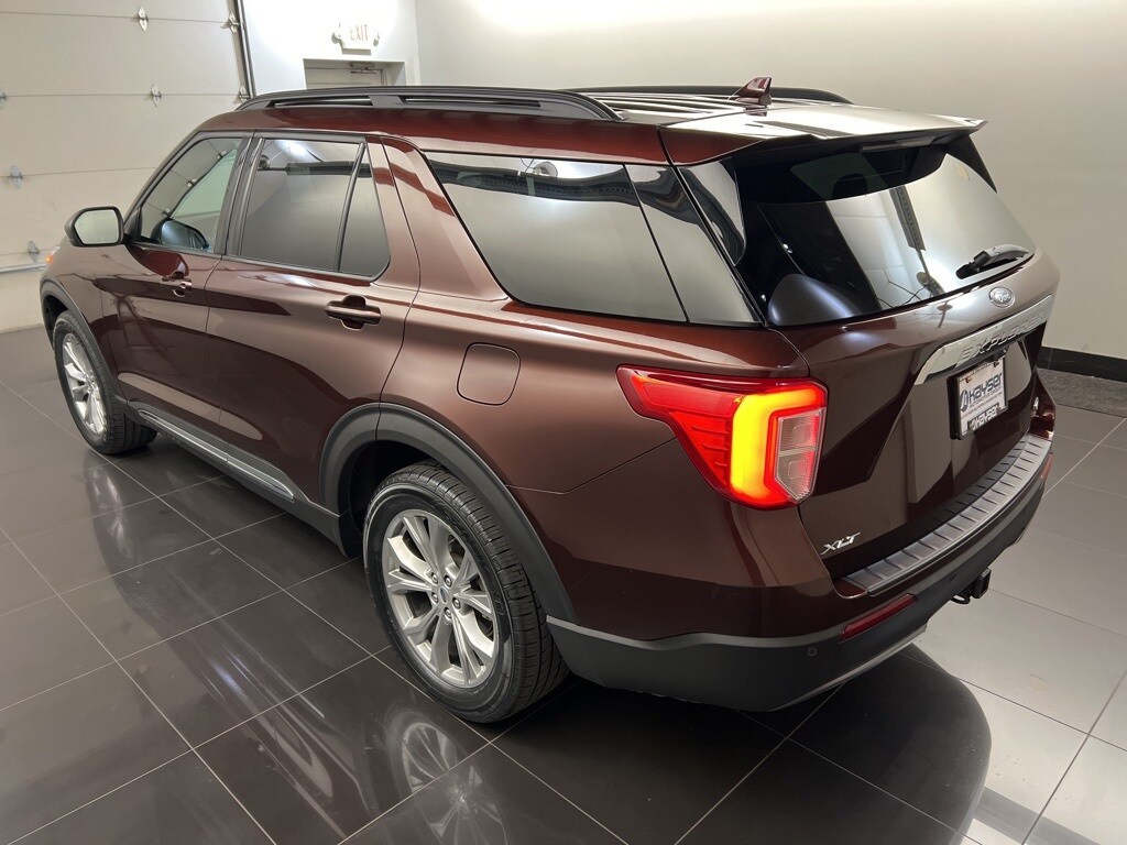 2020 Ford Explorer XLT photo 4
