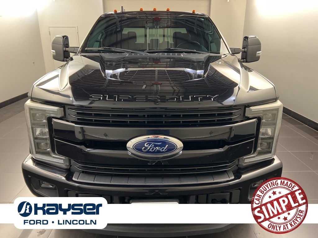 Used 2019 Ford F-250 Super Duty Lariat with VIN 1FT7W2BT3KEG01487 for sale in Madison, WI