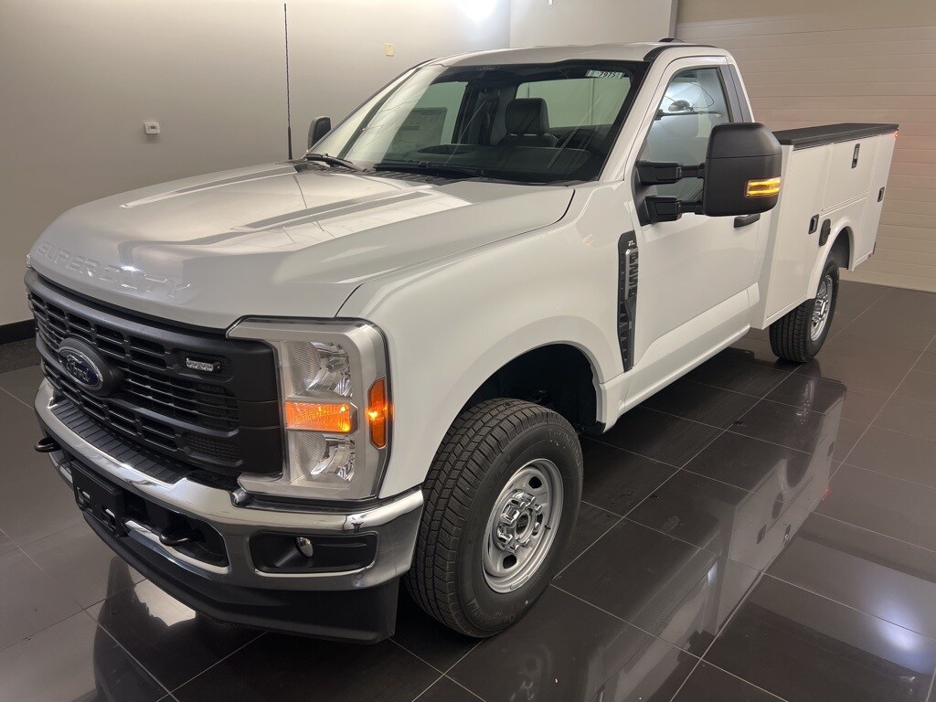 2026 Ford F-250 XL photo 3