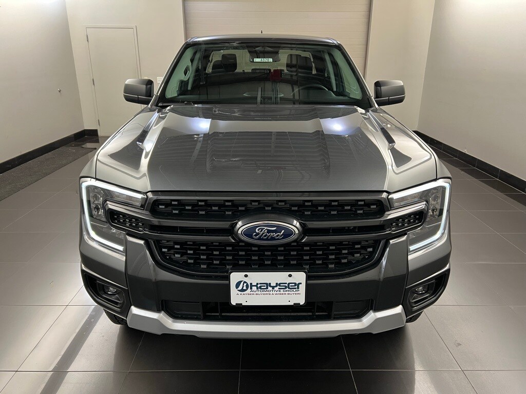 2025 Ford Ranger XLT photo 2
