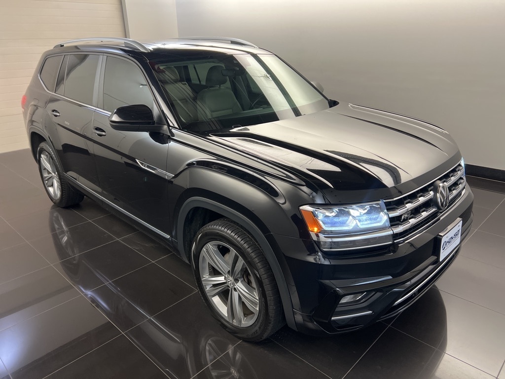 2019 Volkswagen Atlas SEL R-Line's photo