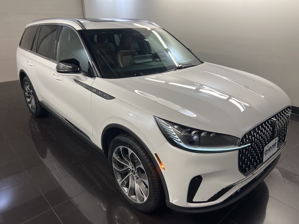 2026 Lincoln Aviator Reserve's photo