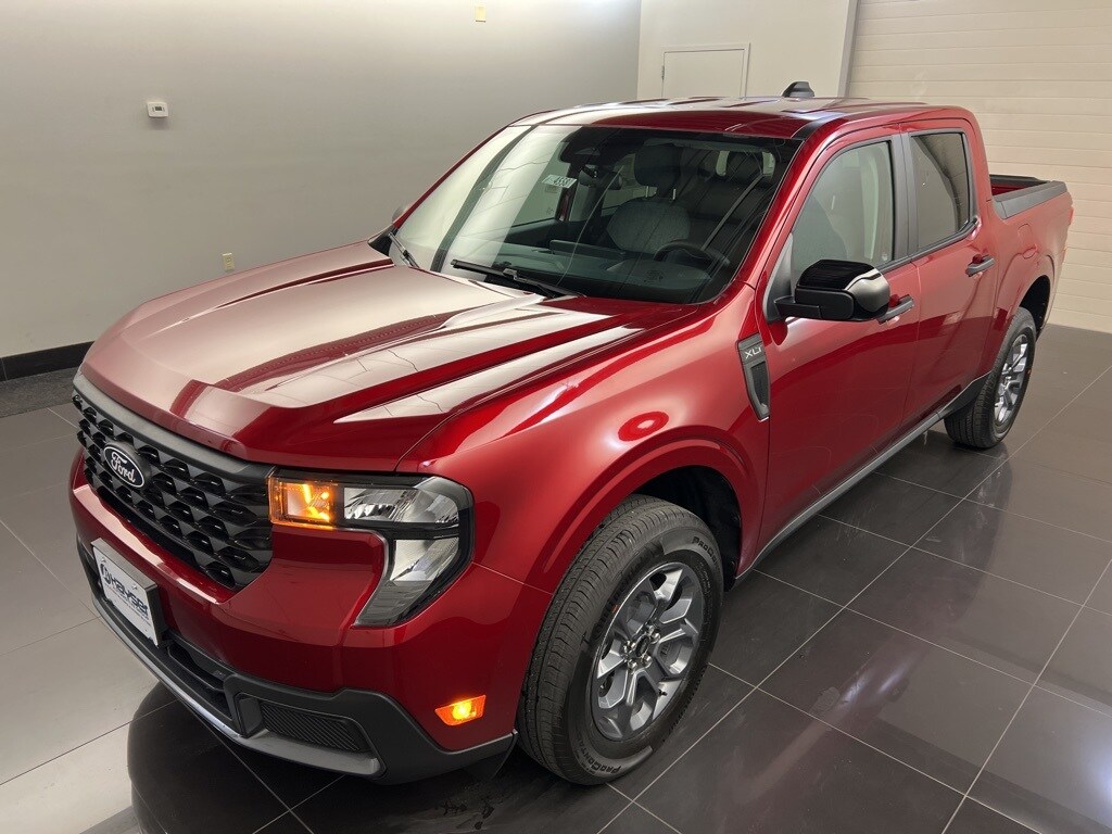 2025 Ford Maverick XLT photo 3