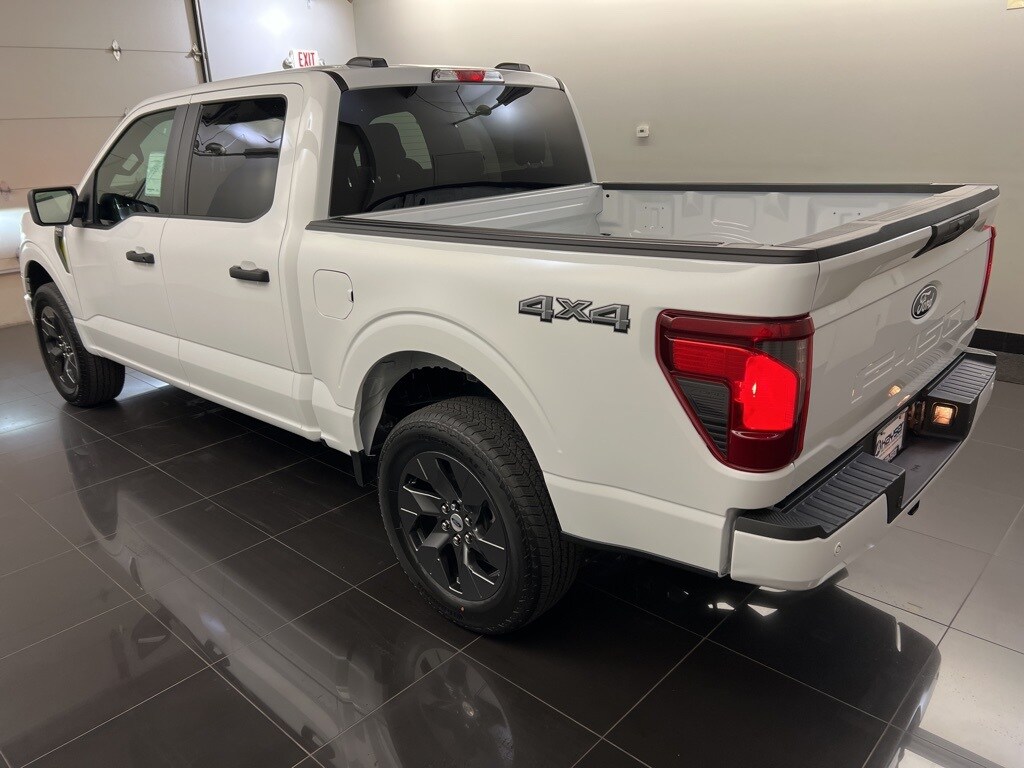 2025 Ford F-150 STX photo 4