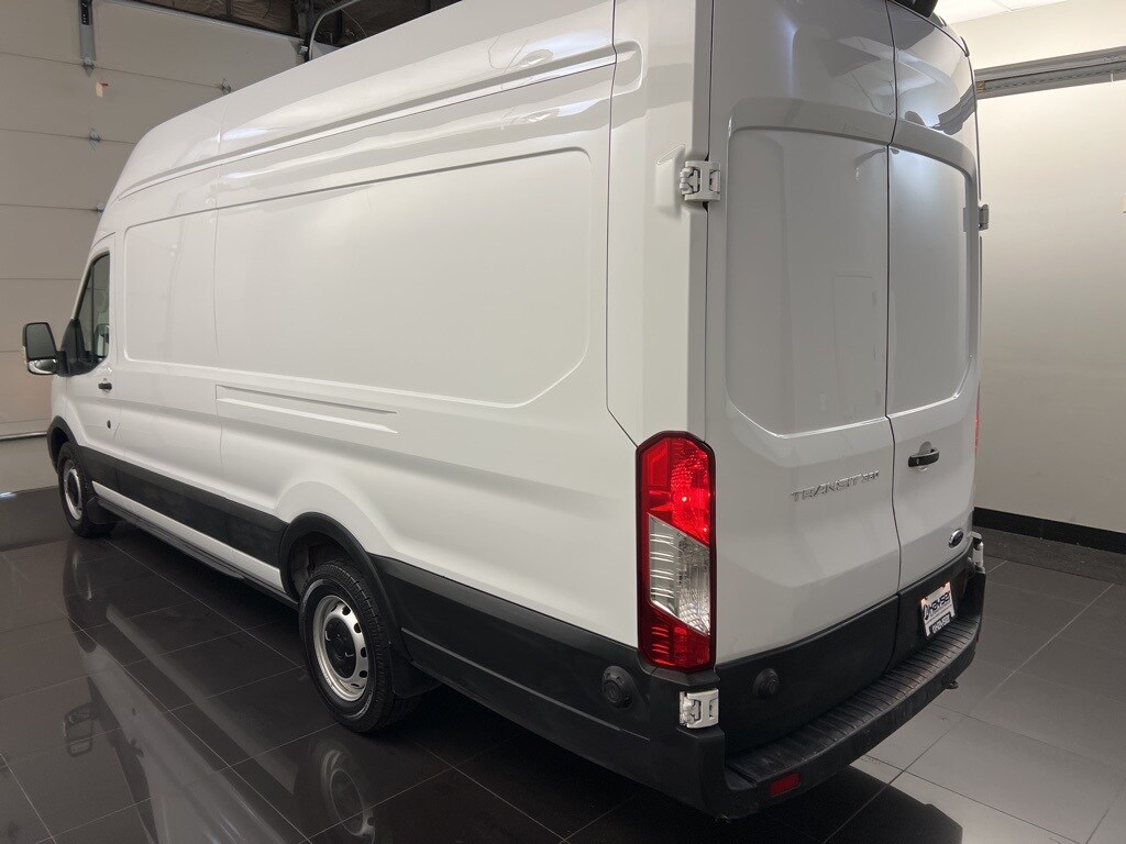 2023 Ford Transit photo 4
