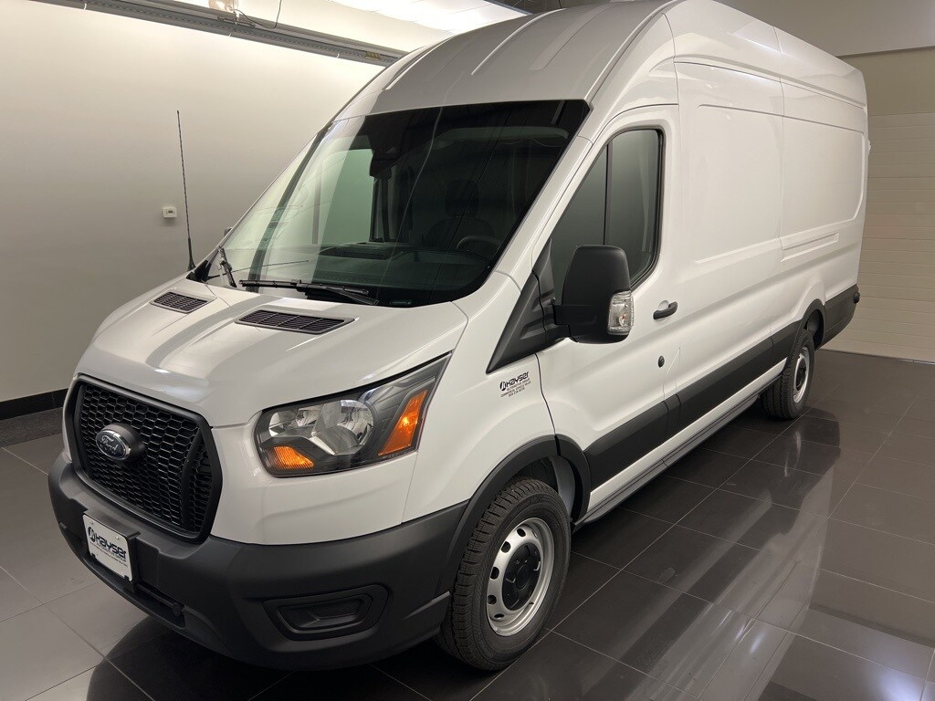 2025 Ford Transit photo 2