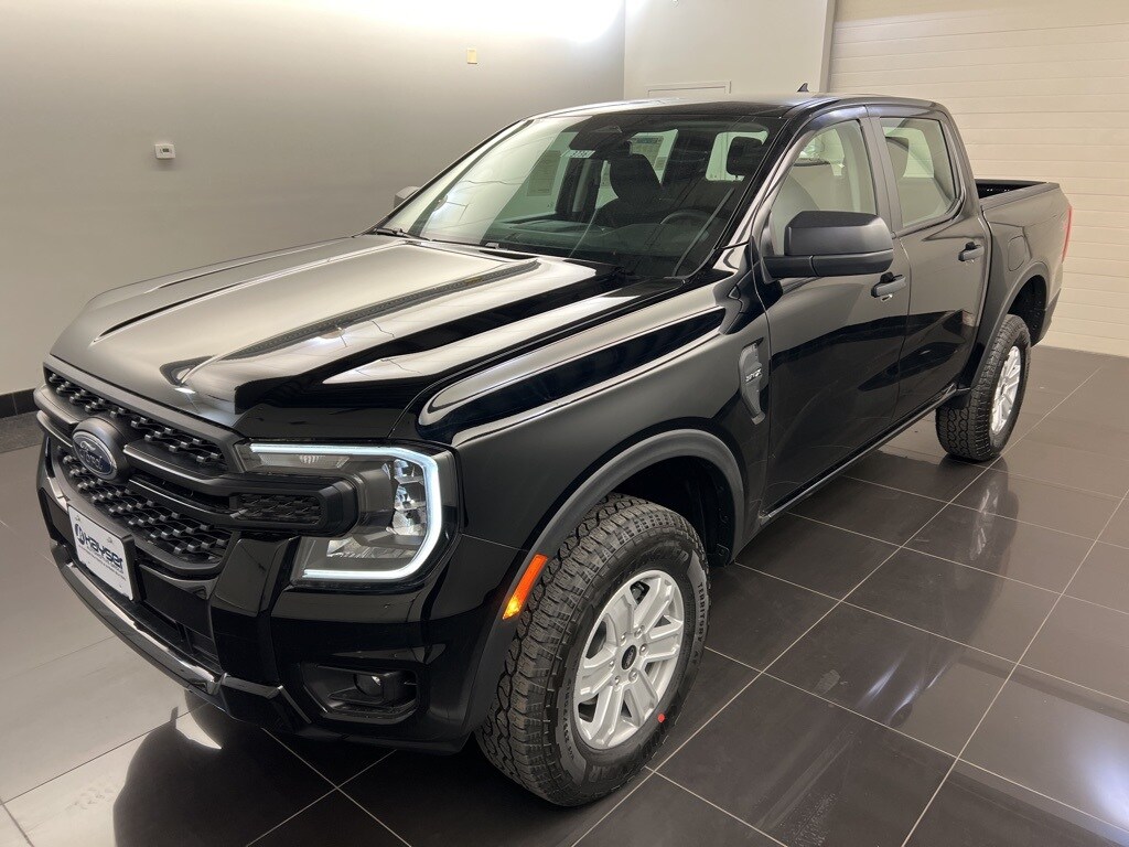 2025 Ford Ranger XL photo 3
