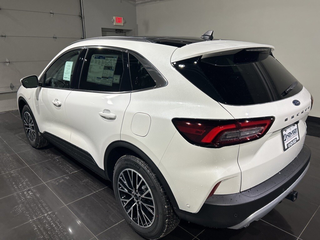 2024 Ford Escape Plug-In Hybrid Base photo 4