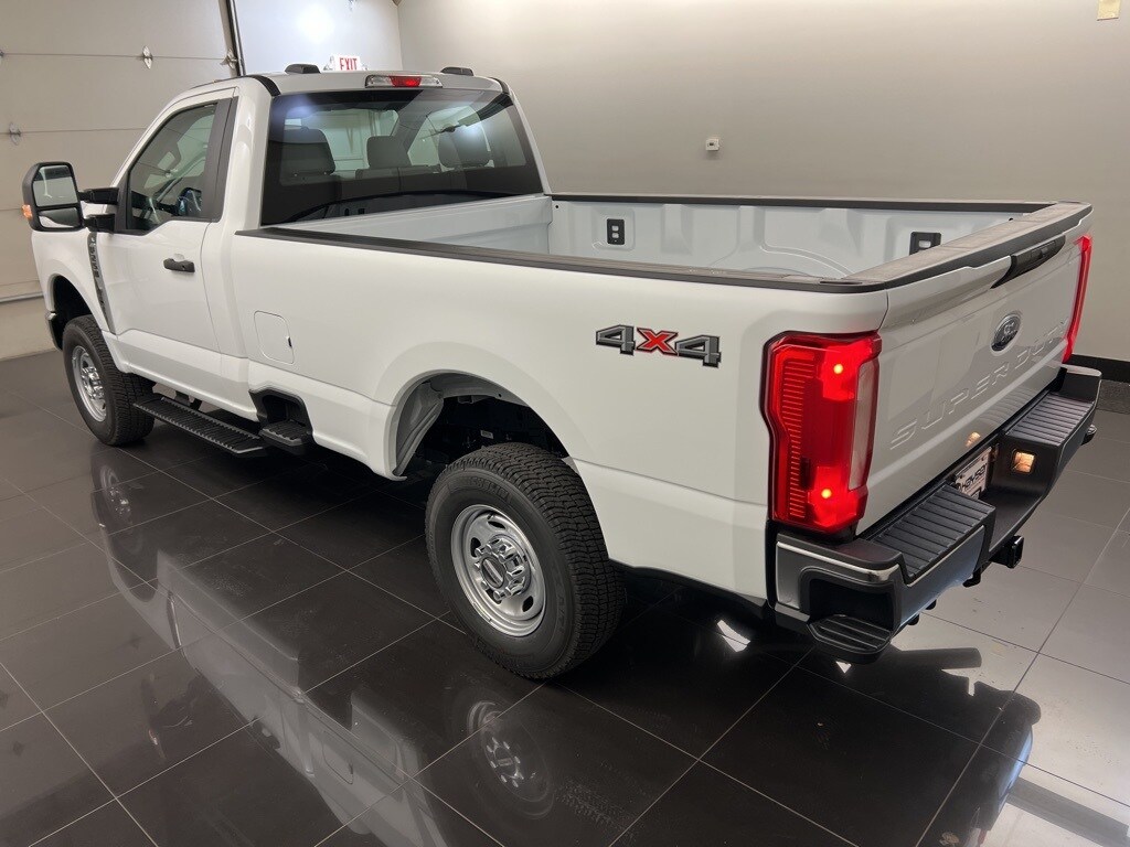 2026 Ford F-250 XL photo 4