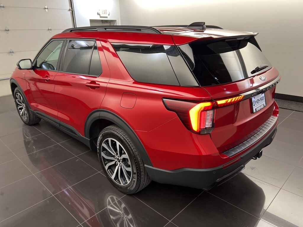 Certified 2025 Ford Explorer ST-Line SUV