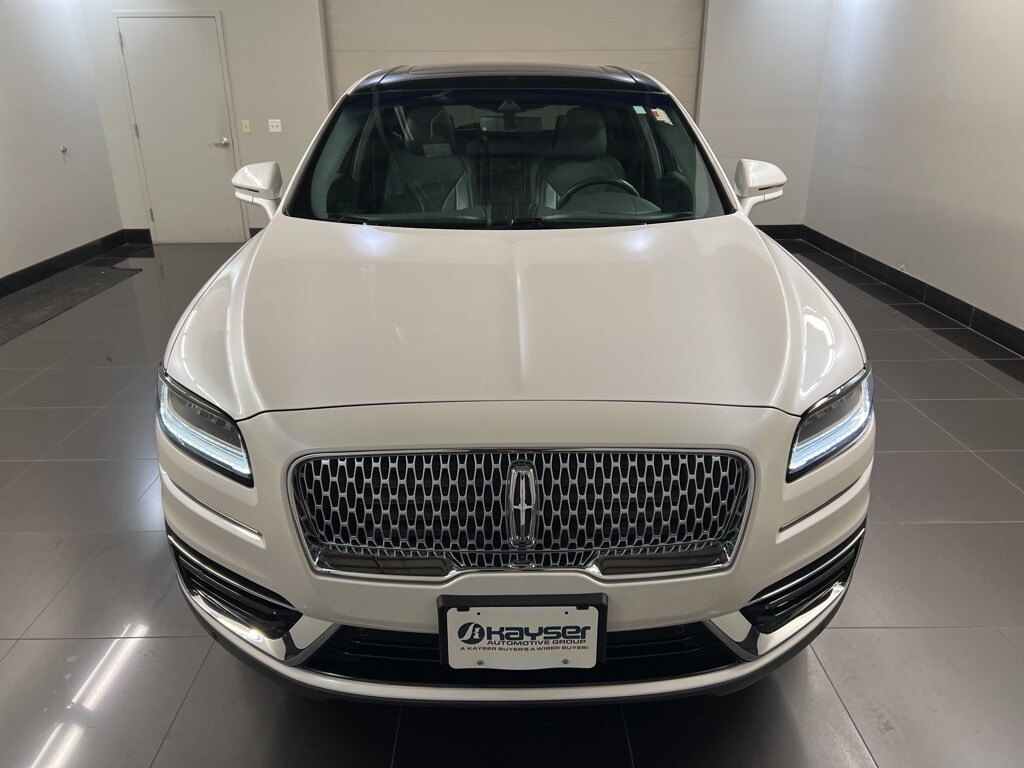 2019 Lincoln Nautilus Reserve photo 2