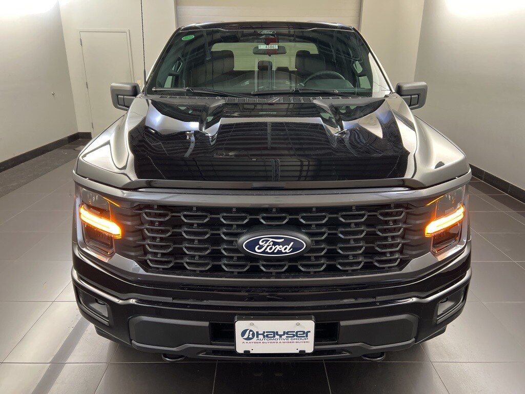 2025 Ford F-150 STX photo 2