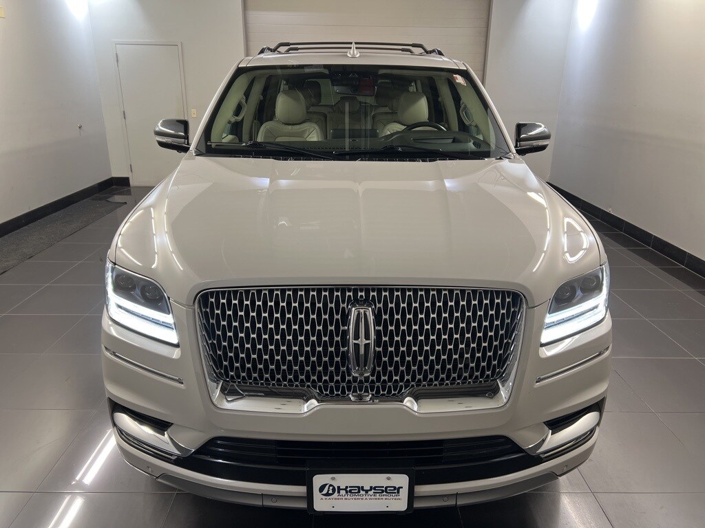 2020 Lincoln Navigator L Reserve photo 2