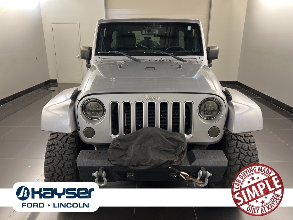 Used 2016 Jeep Wrangler Unlimited Sahara SUV