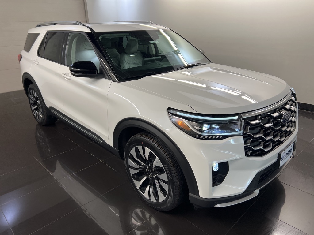 2026 Ford Explorer Platinum's photo