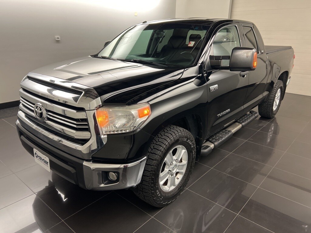 2016 Toyota Tundra TRD Pro photo 2