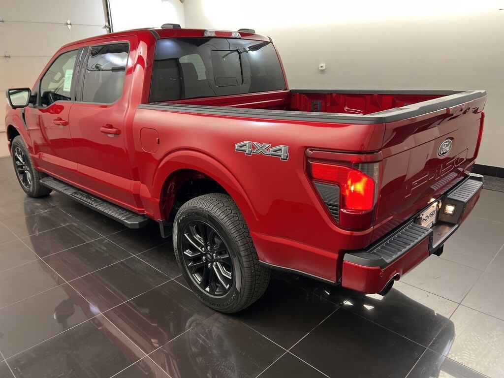 2025 Ford F-150 XLT photo 4