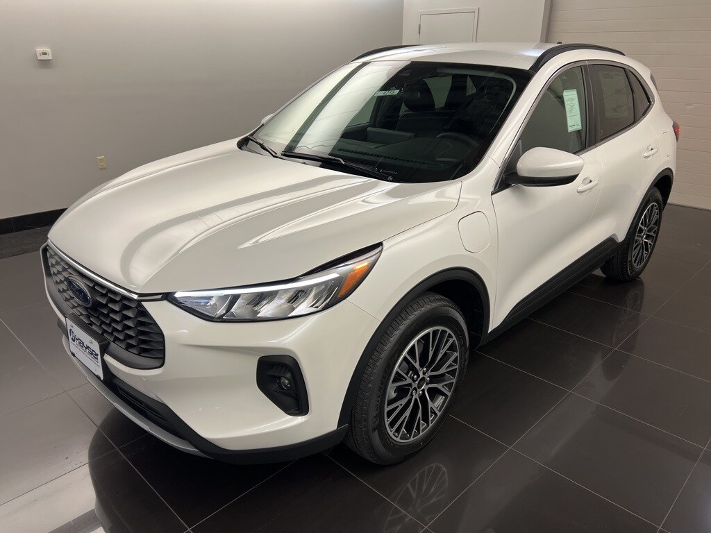2025 Ford Escape Base photo 3