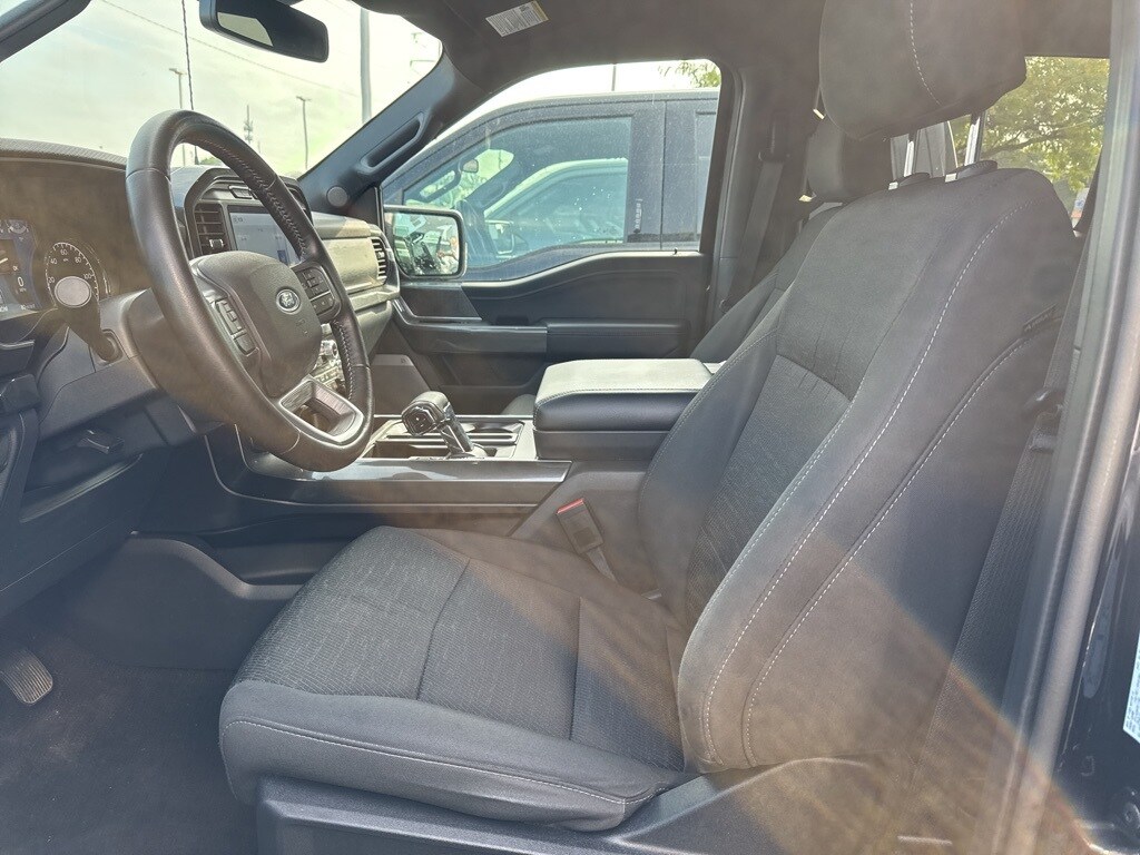 2022 Ford F-150 XLT photo 2