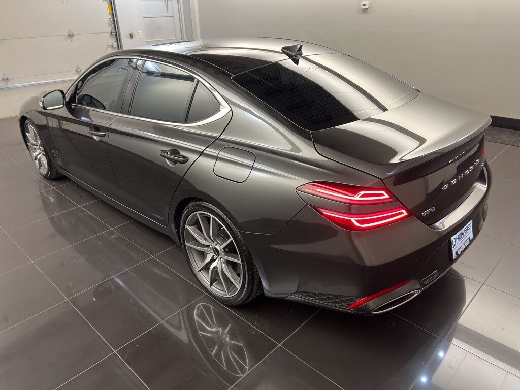 2025 Genesis G70 2.5T photo 4
