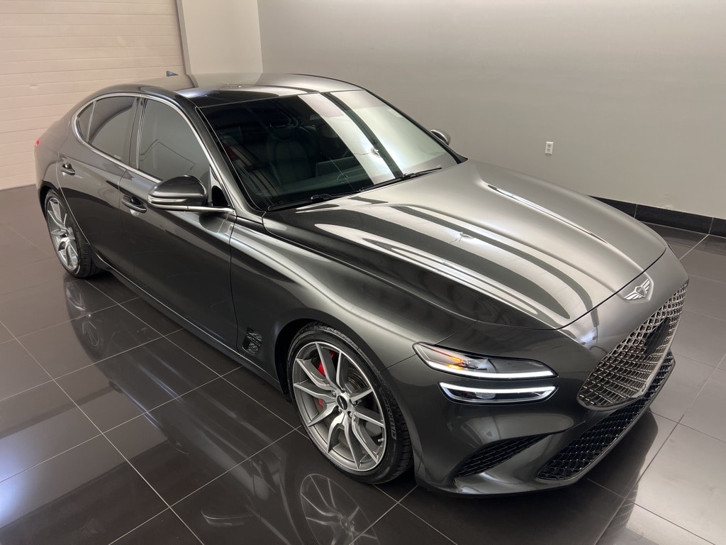 2025 GENESIS G70 Standard