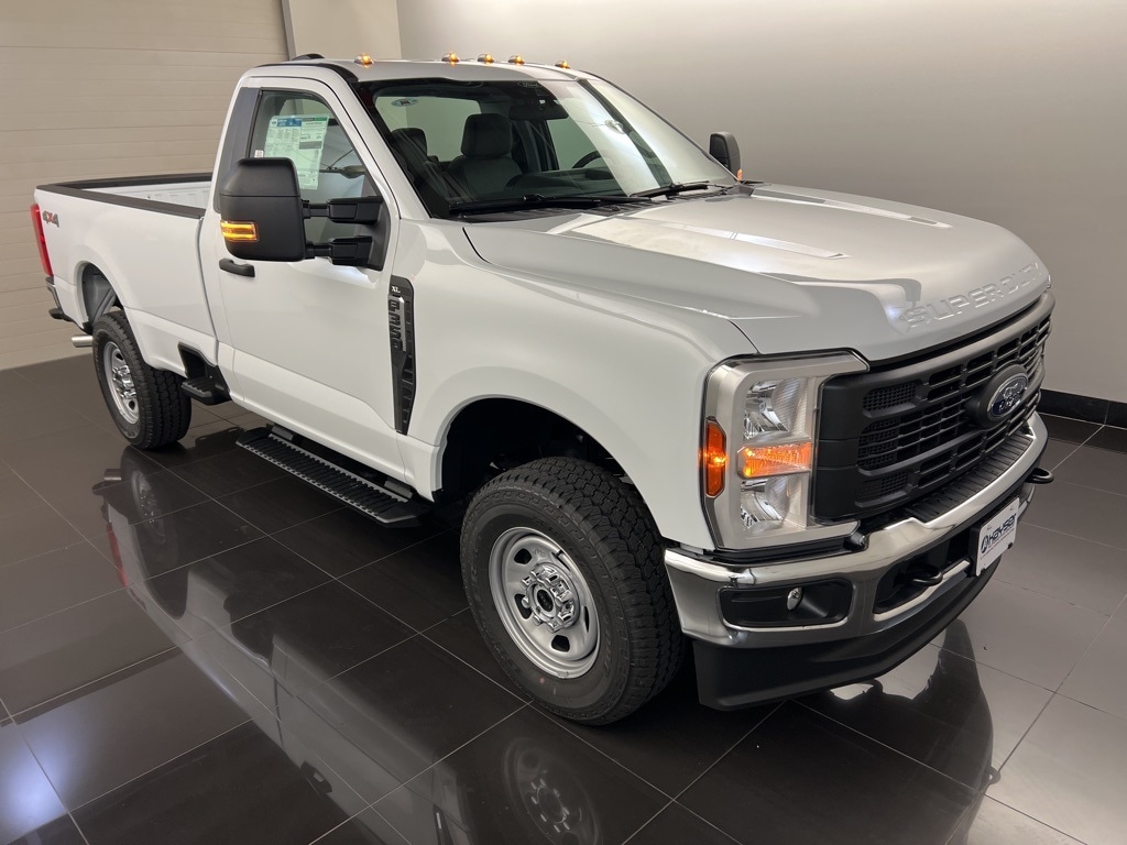 2026 Ford F-350 Super Duty XL's photo