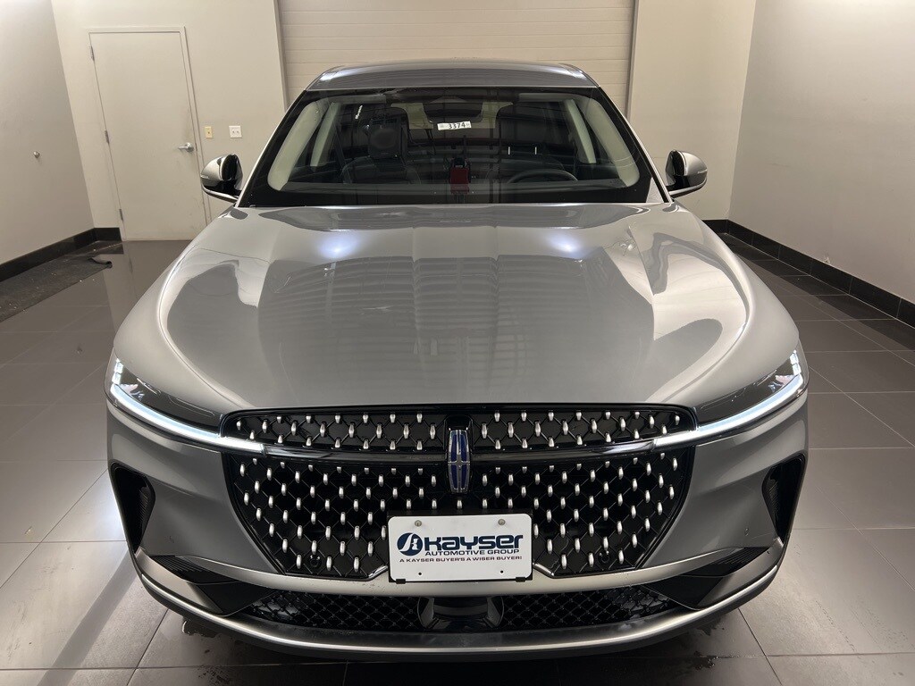 2025 Lincoln Nautilus Premiere photo 2