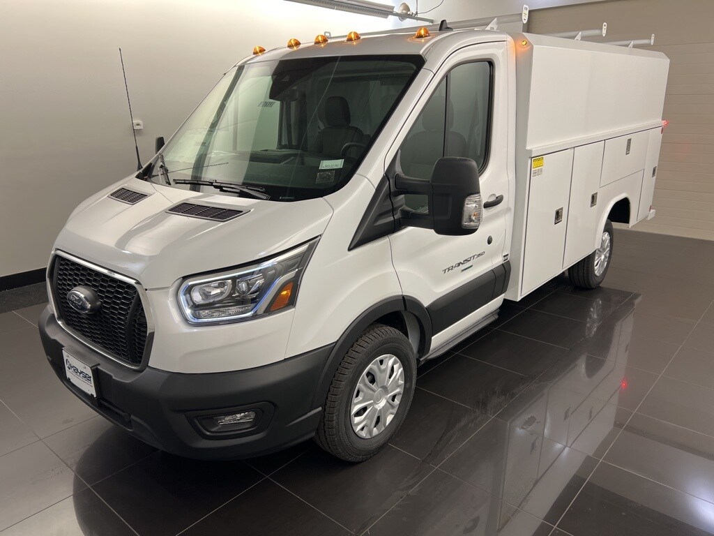 2024 Ford Transit photo 3
