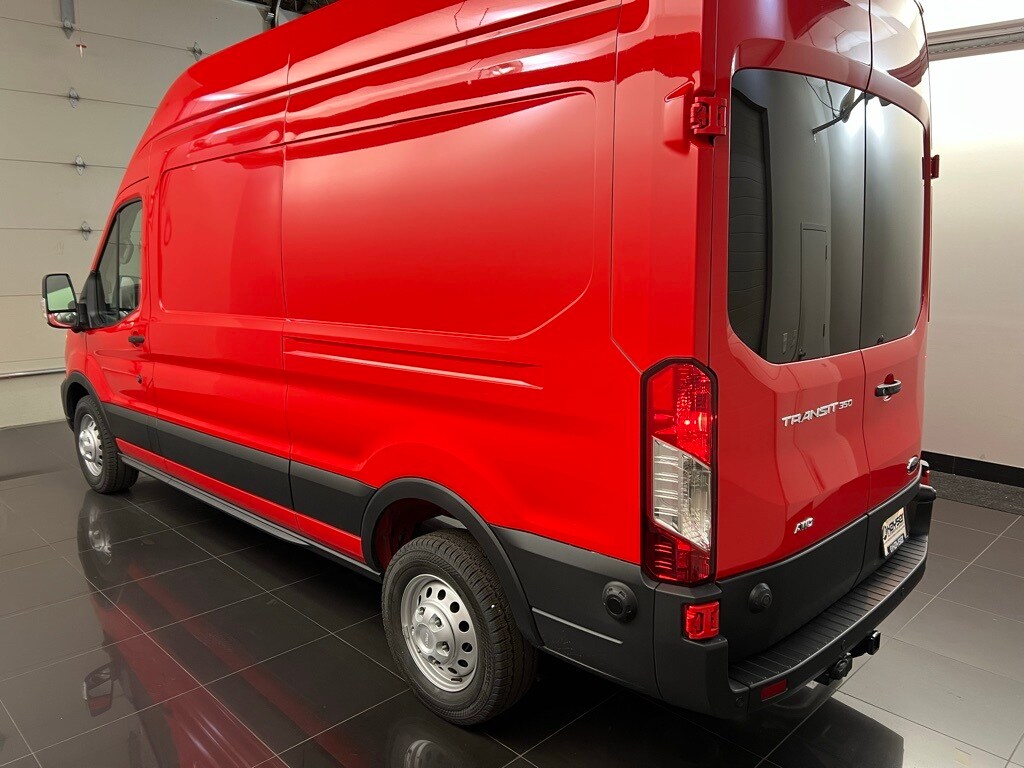 2025 Ford Transit photo 3