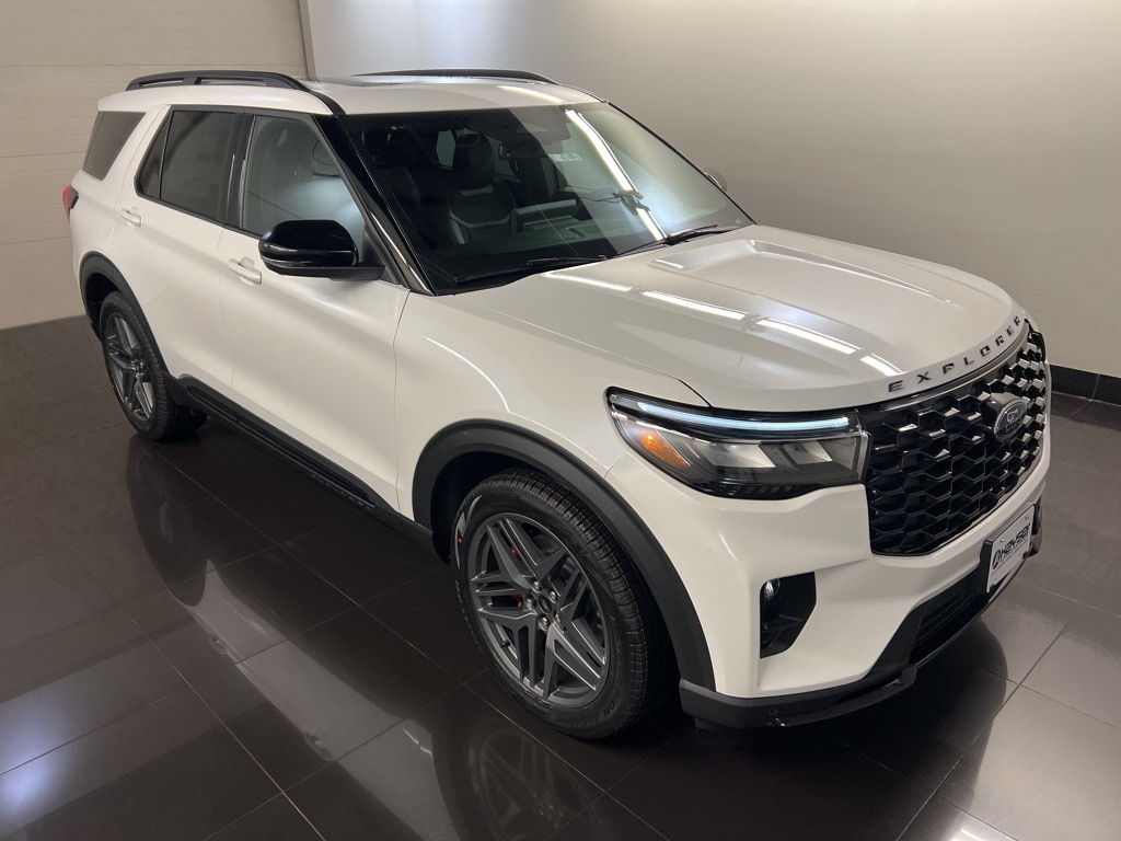 2026 Ford Explorer ST's photo