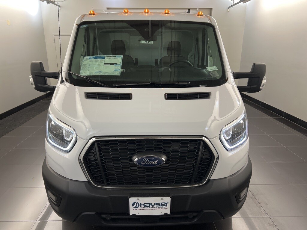2024 Ford Transit photo 2