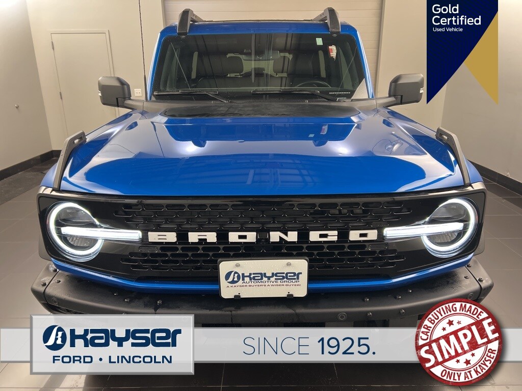 2024 Ford Bronco Wildtrak photo 2