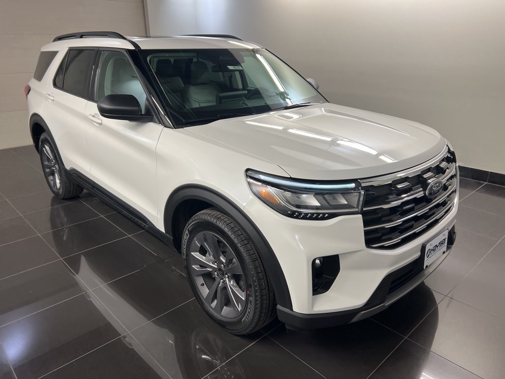 2026 Ford Explorer Active's photo