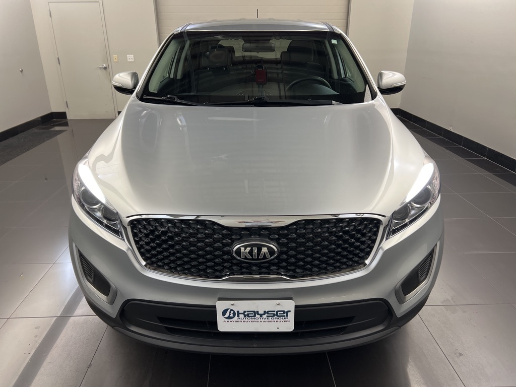 Used 2018 Kia Sorento L with VIN 5XYPG4A33JG372213 for sale in Madison, WI