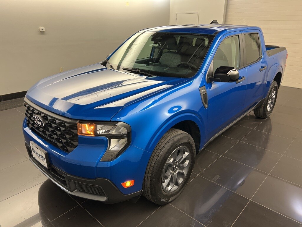2025 Ford Maverick XLT photo 3
