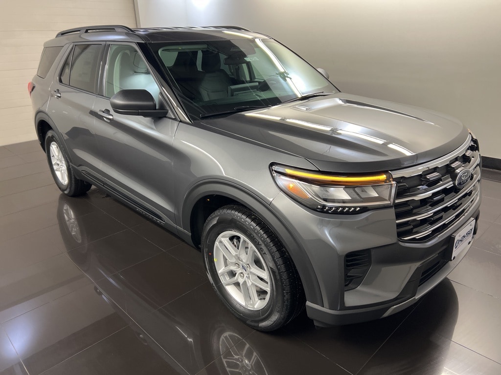 2026 Ford Explorer Active's photo