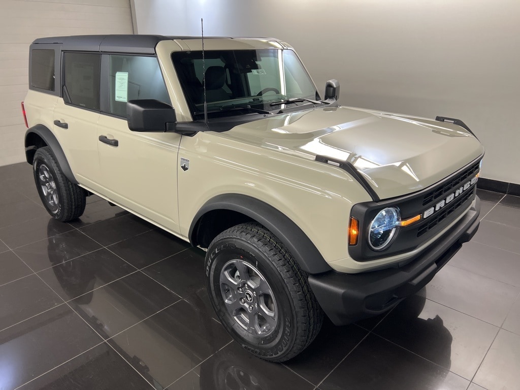 2025 Ford Bronco 4-Door Big Bend's photo