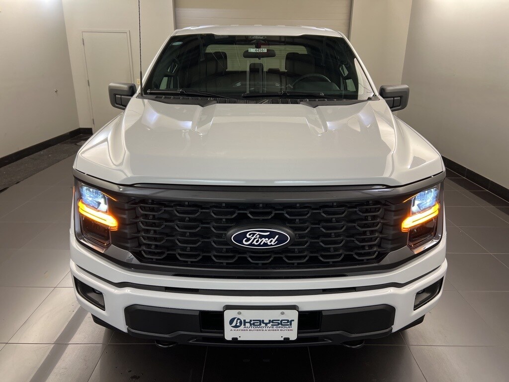 2025 Ford F-150 STX photo 2