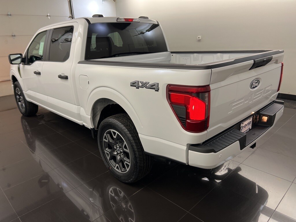 2025 Ford F-150 STX photo 4