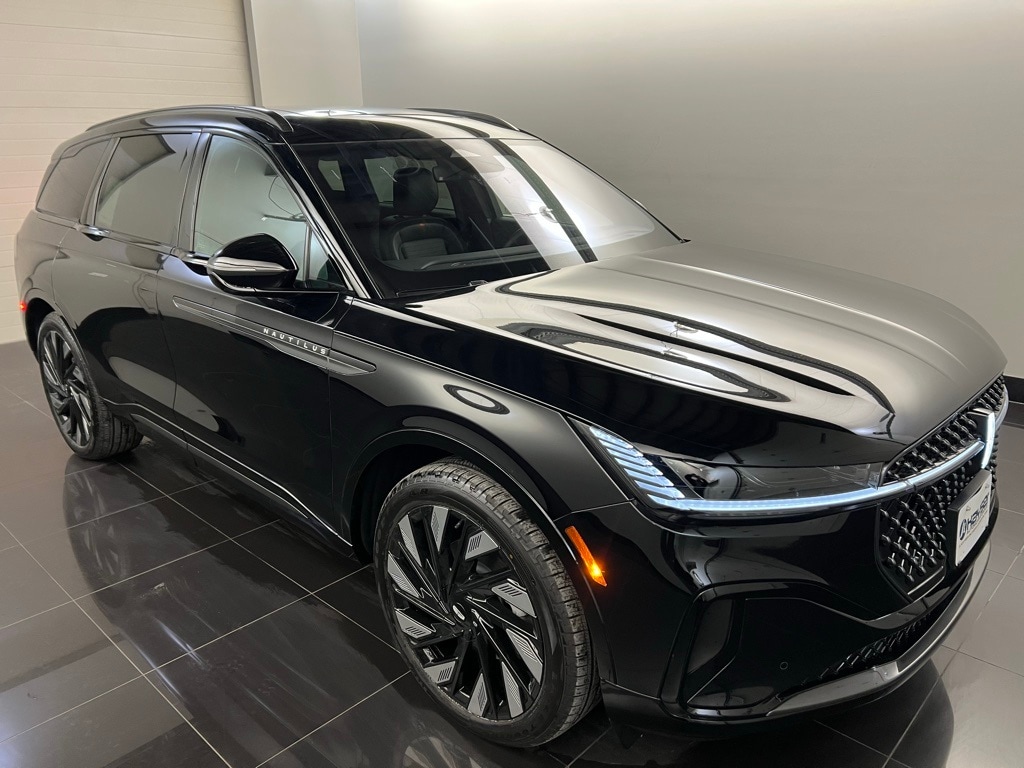 2026 Lincoln Nautilus Reserve's photo