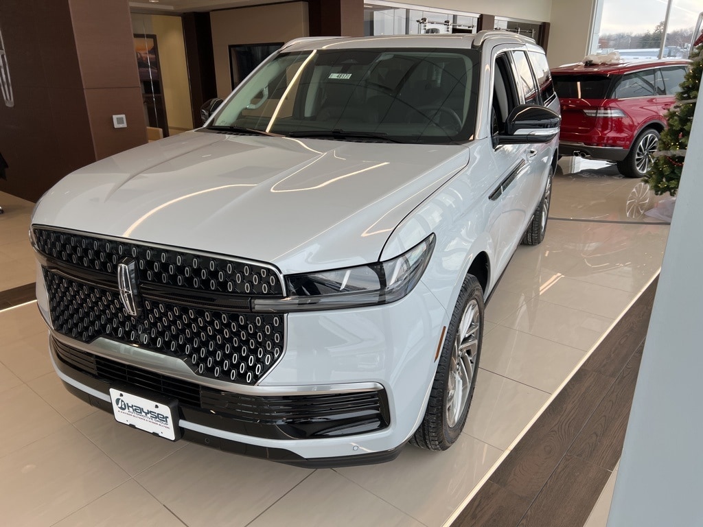 New 2025 Lincoln Navigator L Reserve SUV