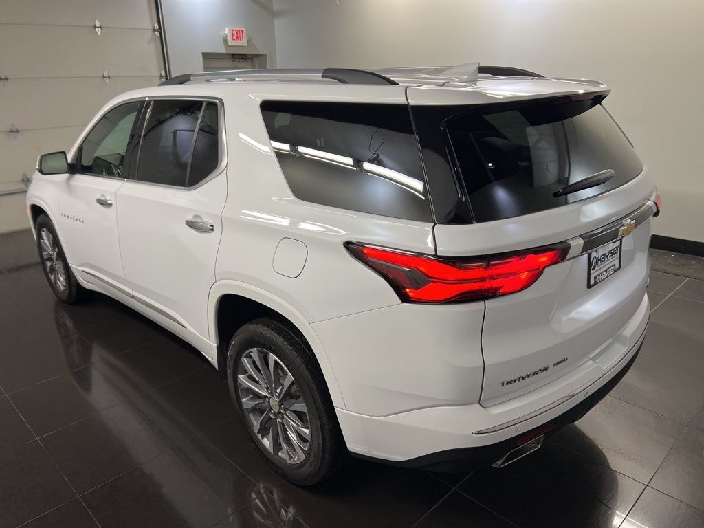 Used 2022 Chevrolet Traverse Premier SUV
