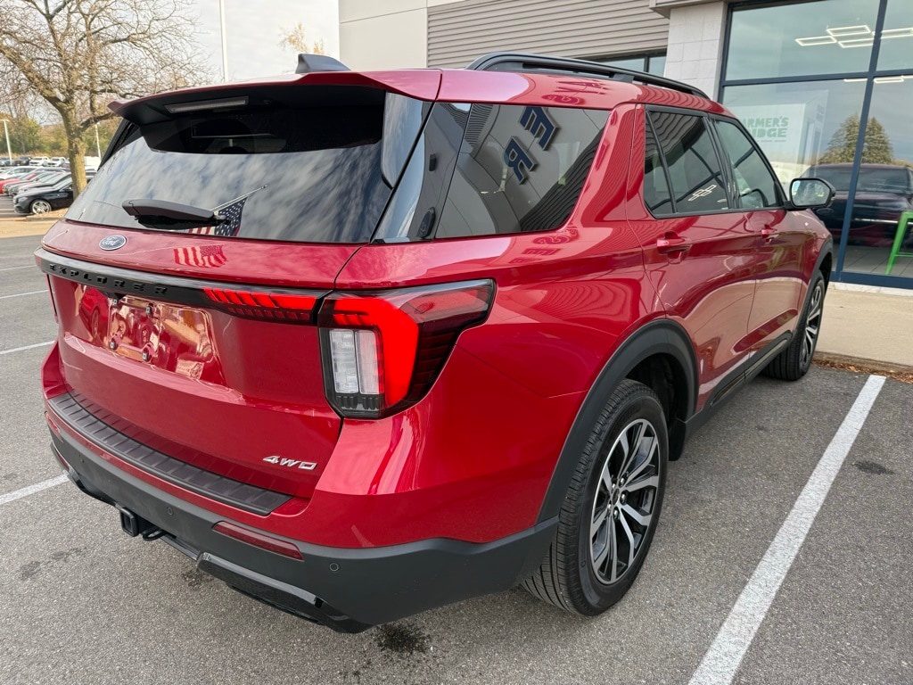 Certified 2025 Ford Explorer ST-Line SUV