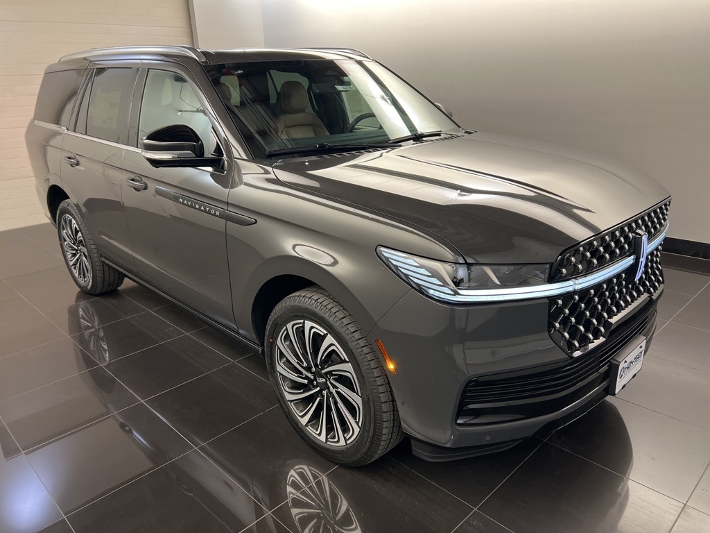 2025 Lincoln Navigator Black Label's photo