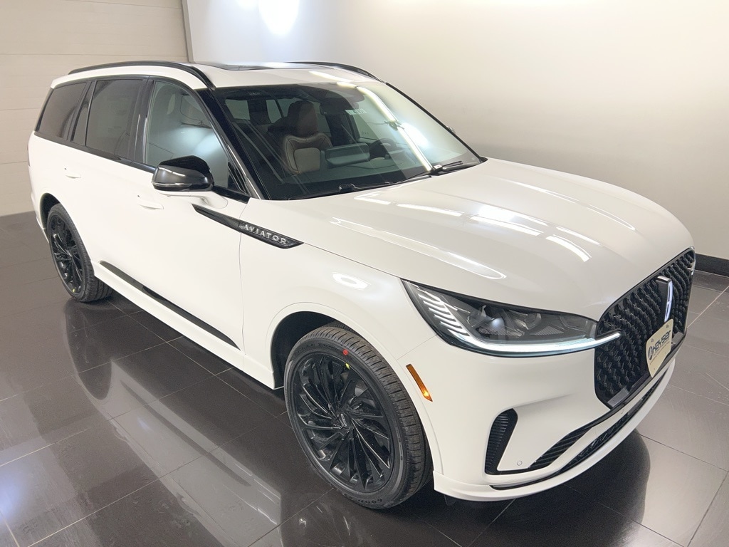 2026 Lincoln Aviator Reserve's photo