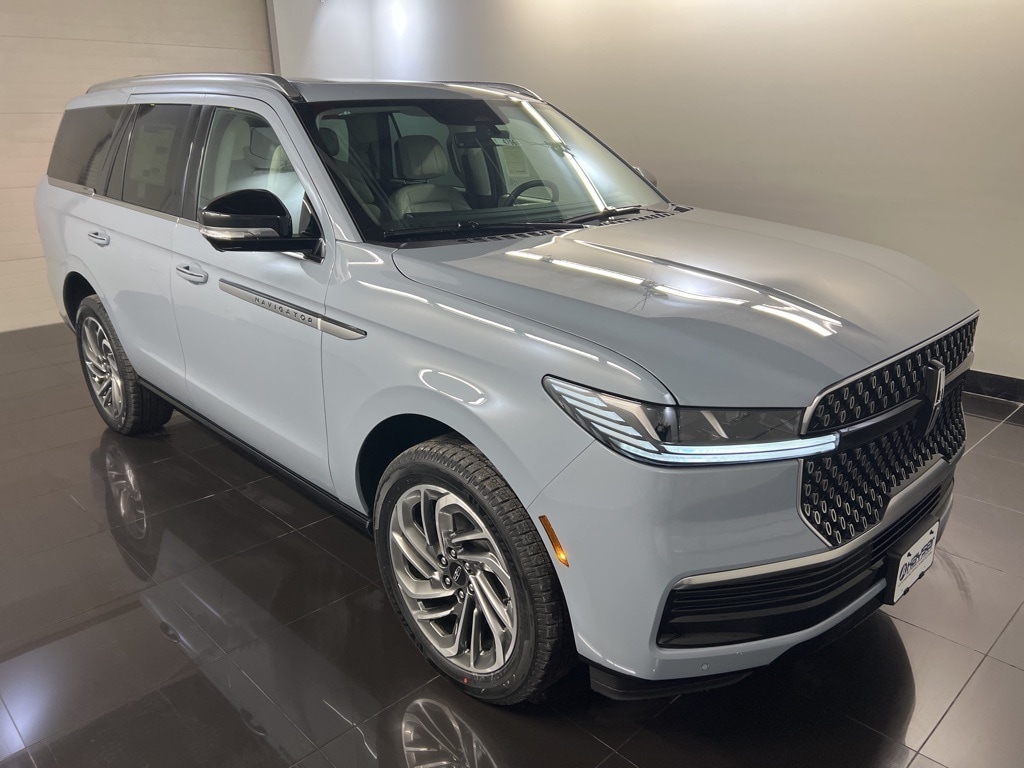 2025 Lincoln Navigator Reserve's photo