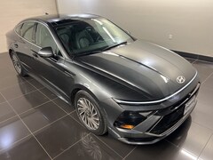 2025 Hyundai Sonata Hybrid Limited Sedan
